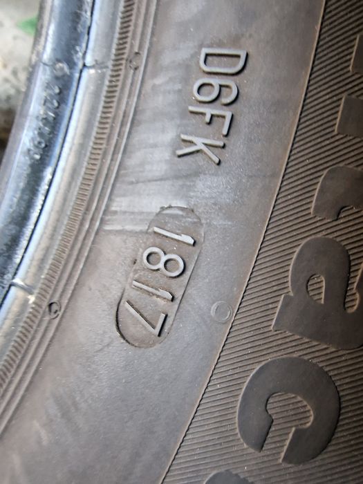 Anvelope 215/60R17 marca Continental