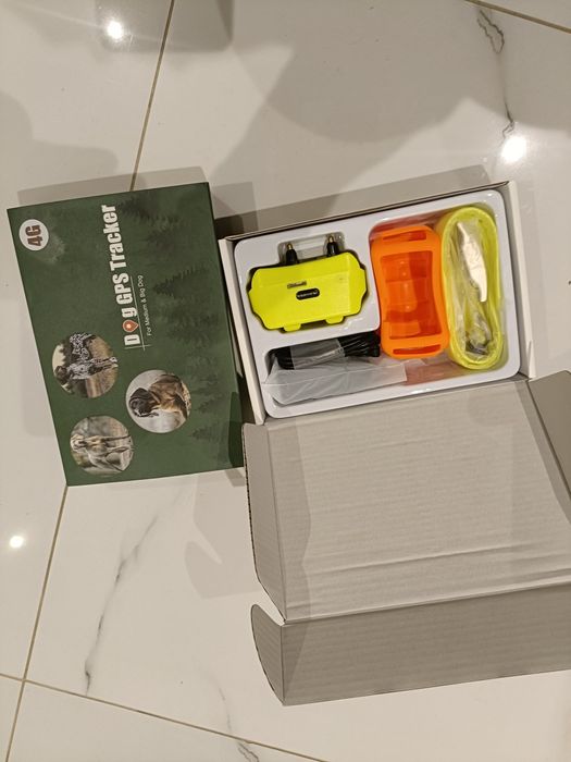 Tracker-ul este fabricat dintr-un material PVC special de inalta calit
