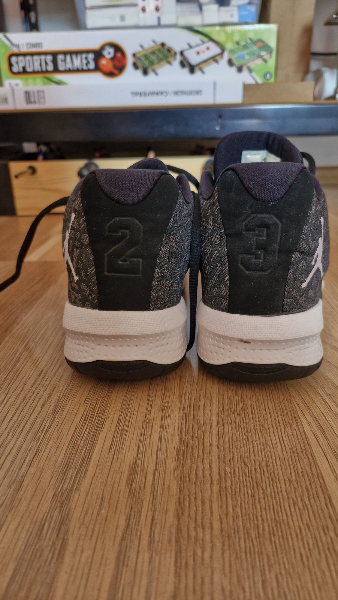 Дамски обувки Jordan