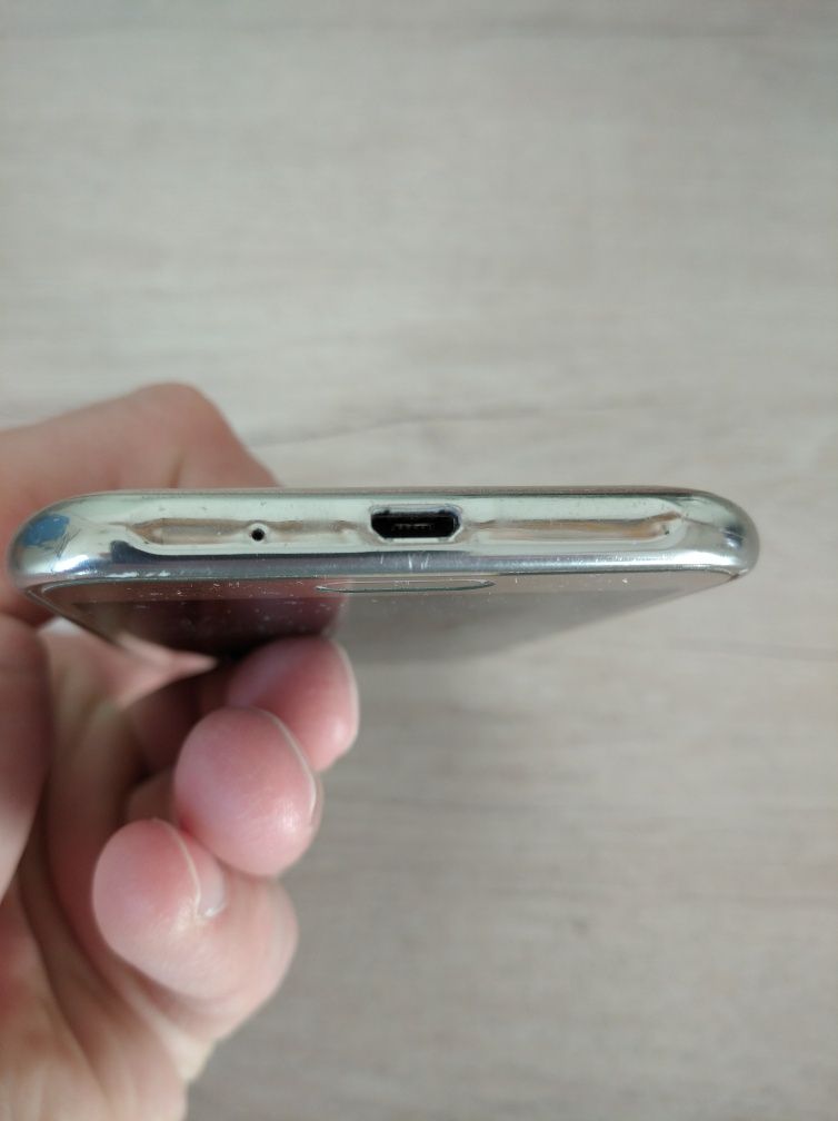 Samsung j2 2016 на запчасти, недорого