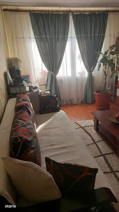 Vând apartament 3 camere ,Robea, etaj 2 mobilat