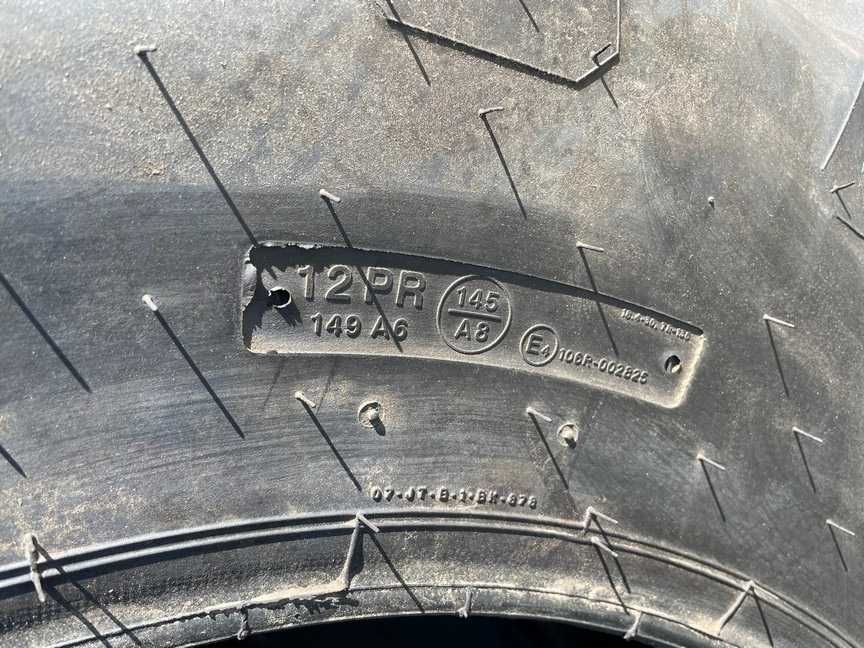 BKT Anvelope agricole de tractor spate 18.4-30 cu 12pliuri Case IH