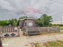 De vanzare | Casa batraneasca + teren in com. Comana, Jud. Girgiu