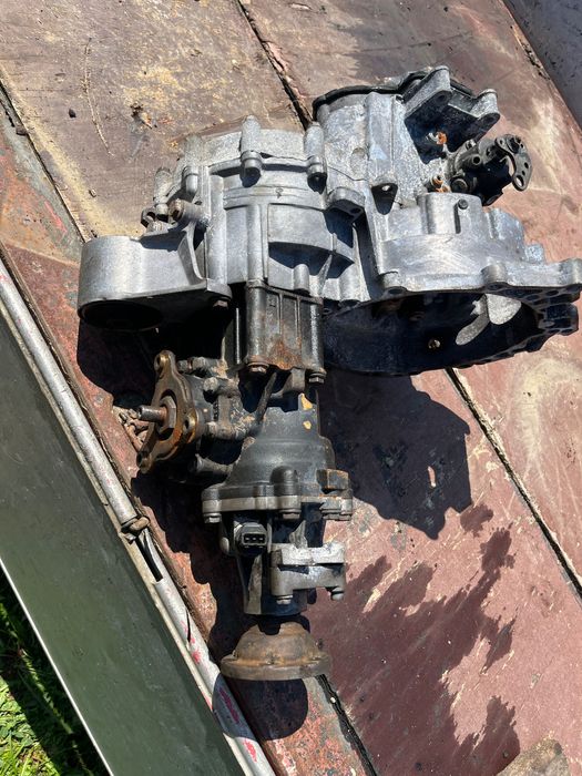 Cutie viteze VW T4  syncro