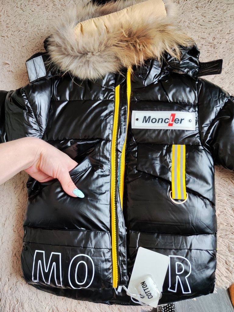 Новый зимний комбинизон для мальчика, фирма Moncler.