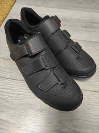Pantofi ciclism Shimano,ca si mavic ,specialized