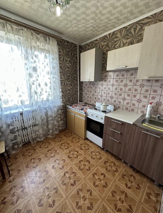 Сдаю срочно 1-ком квартиру длительно в Караганде