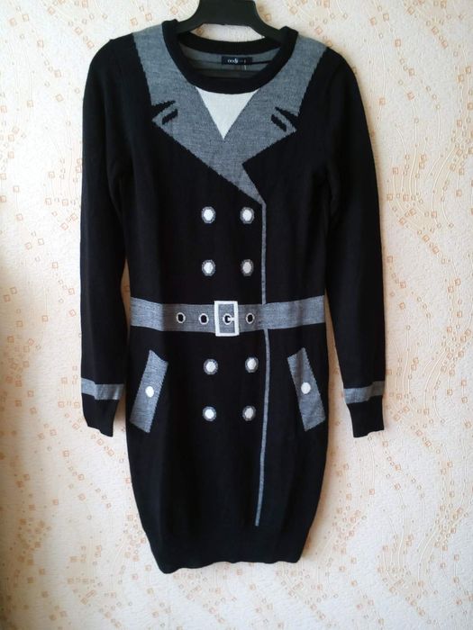 Продаются ( жакет; брюки и т.д )