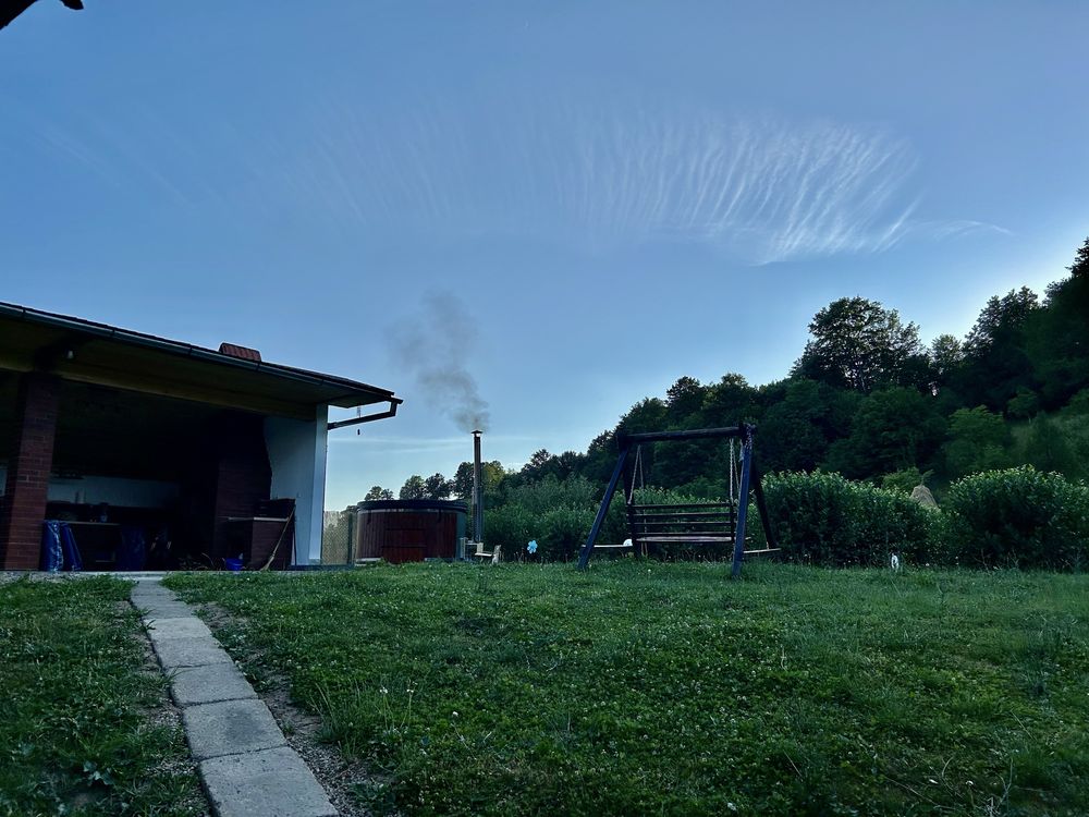 Cazare la poalele munților Pădurea Craiului