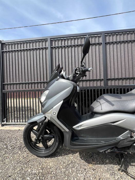 Yamaha X-max 125 cc 
RATE Fara Avans