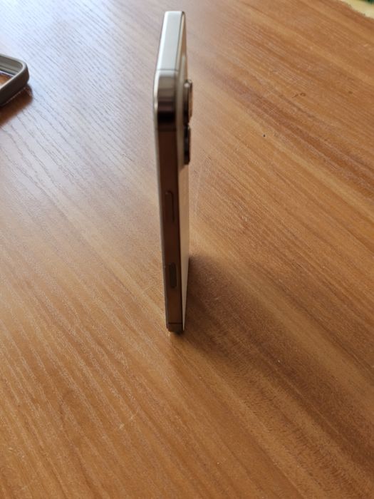 iPhone 16 pro sotiladi srochna