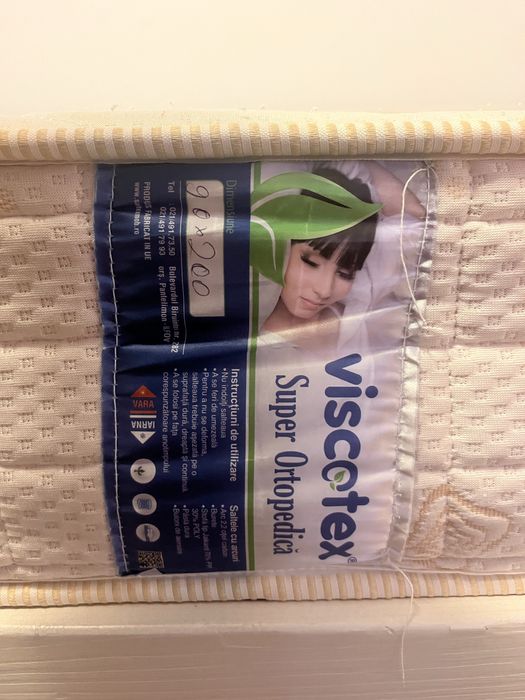 Pat 90x200 , saltea inclusa . In stare impecabila