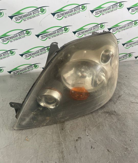 Far stanga 6S61 13W030 BD BBB Ford Fiesta a 5-a generatie