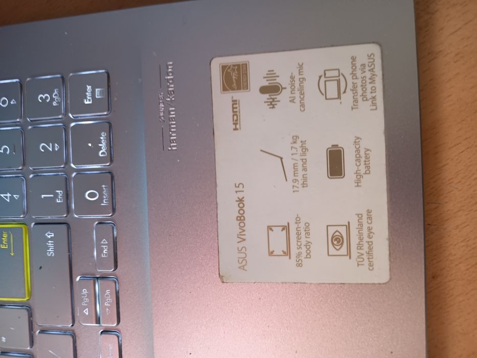 Laptop asus vivobook 15 Oled