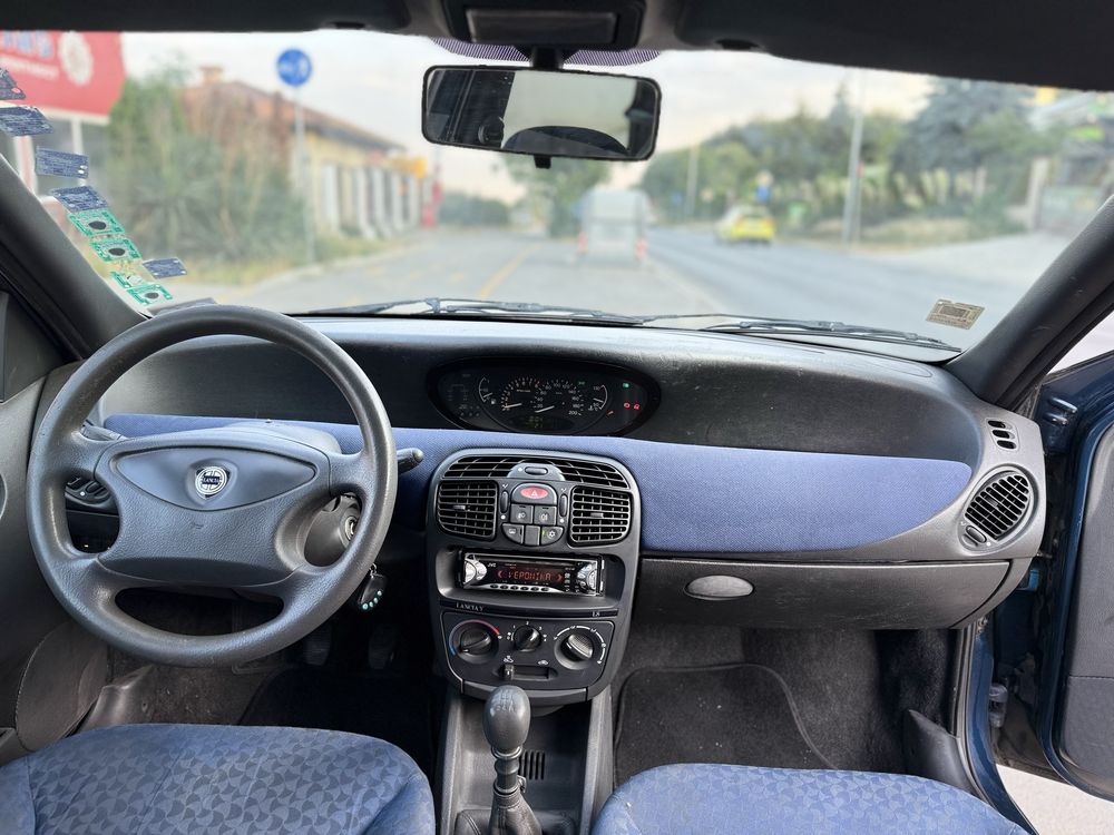 Lancia Ypsilon 1.2 Газ-Бензин Работещ Климатик Всичко платено