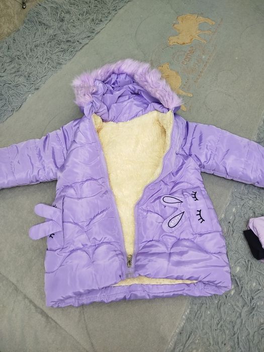 Куртки на девочку