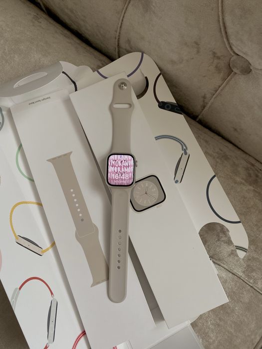 Продам apple watch 8 series, 41mm в отличном состоянии