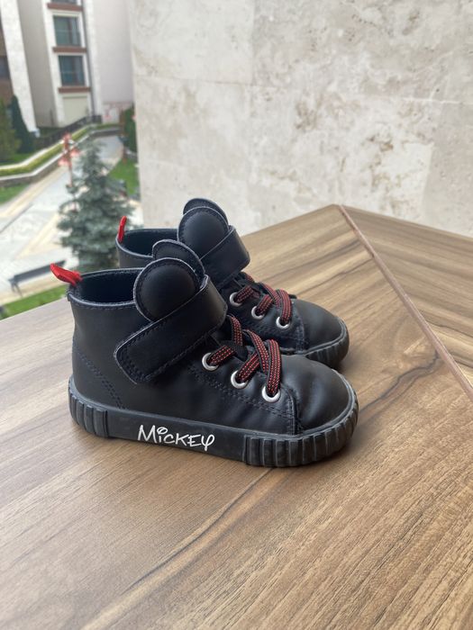 Обувки HM размер 23