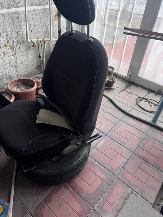 Коболт сидения комплект уртадаги пластмассаси хам бор холати яхши фака