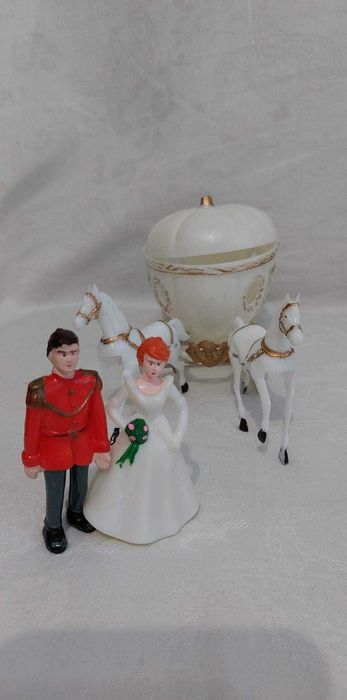 Фигурки за торта (пластмасови)