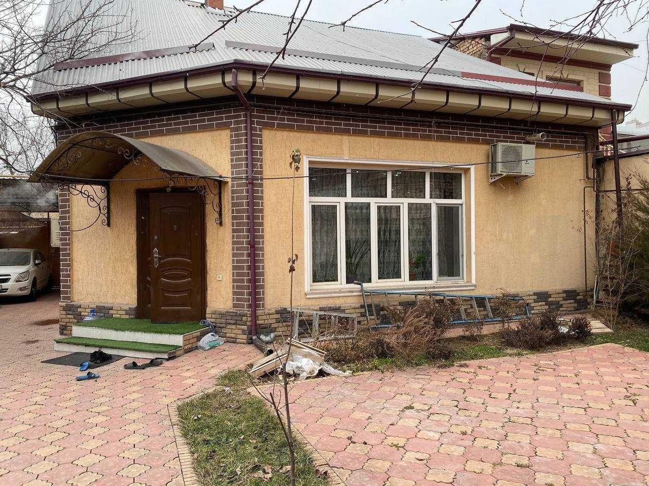 Продается дом В Мирзо-Улугбекском р-н ориентир УЗкабель 3,28сотки