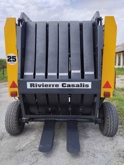 Френска рулонна сламопреса Rivierre Casalis RC 115