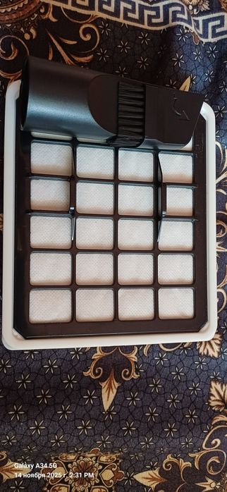 Продам пылесос Midea