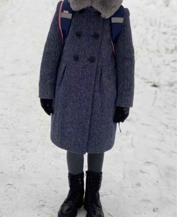Пальто на девочку 11-13 лет