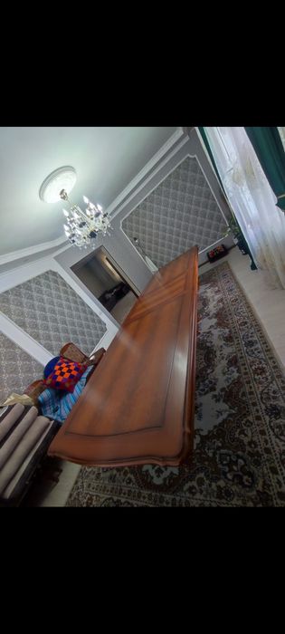 Малазицкий стол для гостей