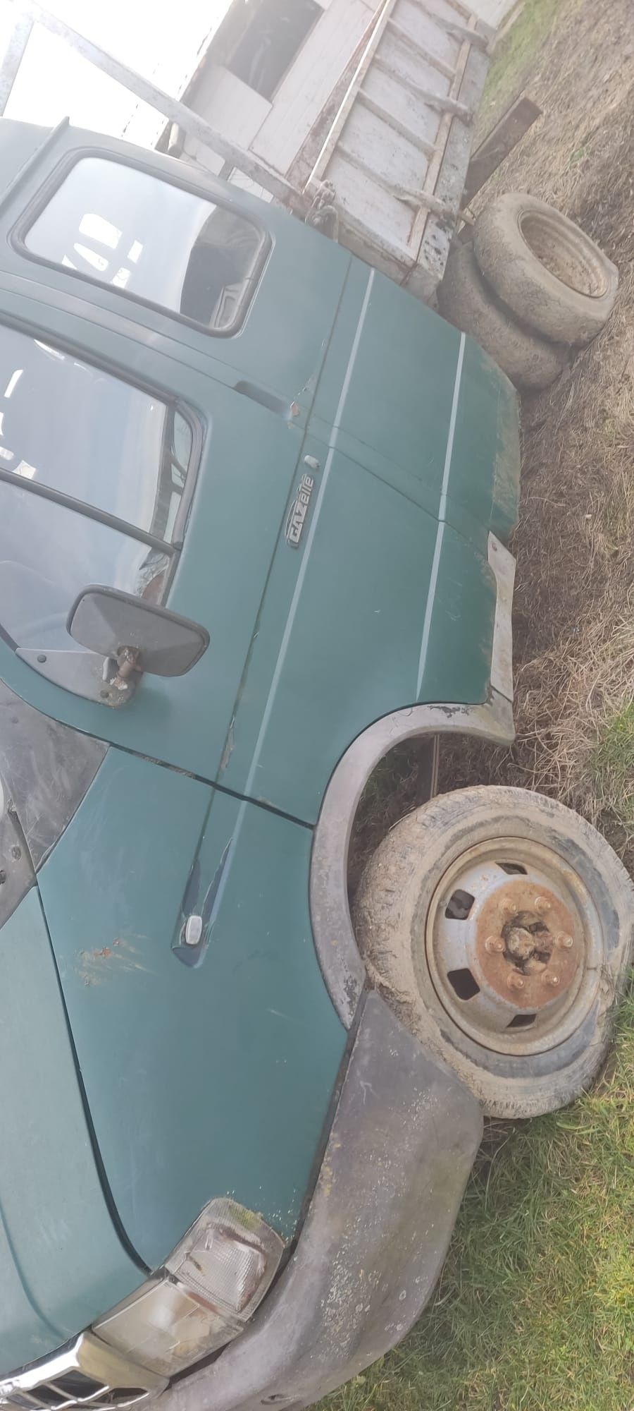 Camioneta Gazelle
