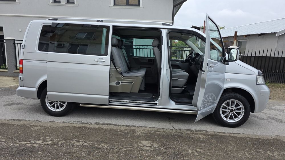 Volkswagen Transporter T5 * An 2008 * 2.5 TDI * Dublu Cabina 5 Locuri