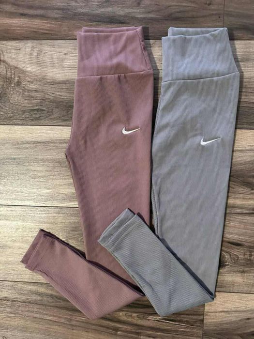 Pantaloni damă diferite modele