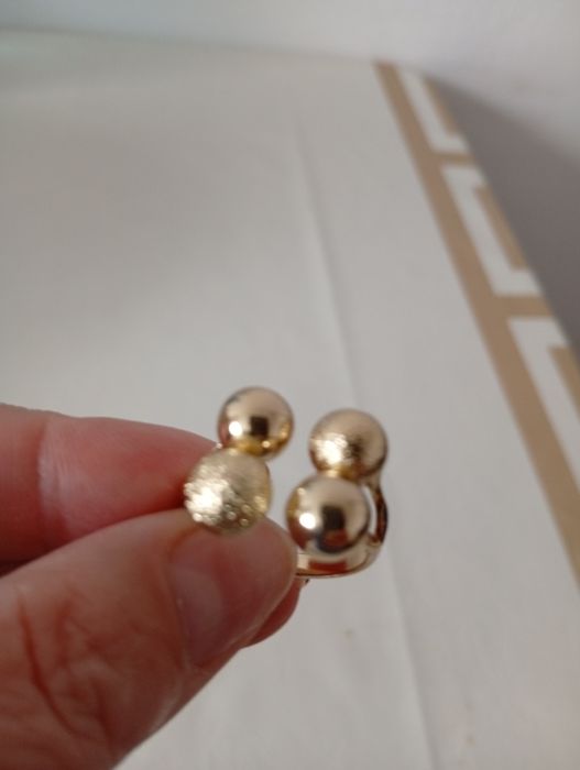 Cercei placați cu aur noi