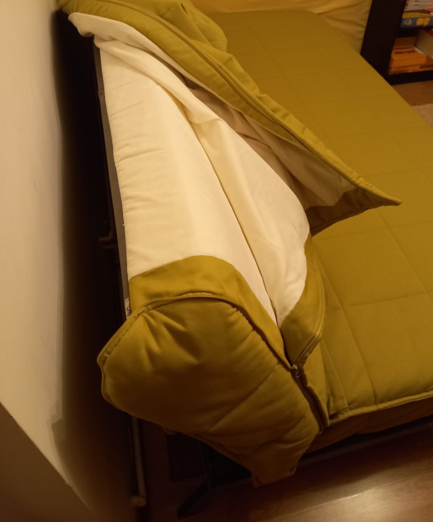 Canapea extensibil Ikea