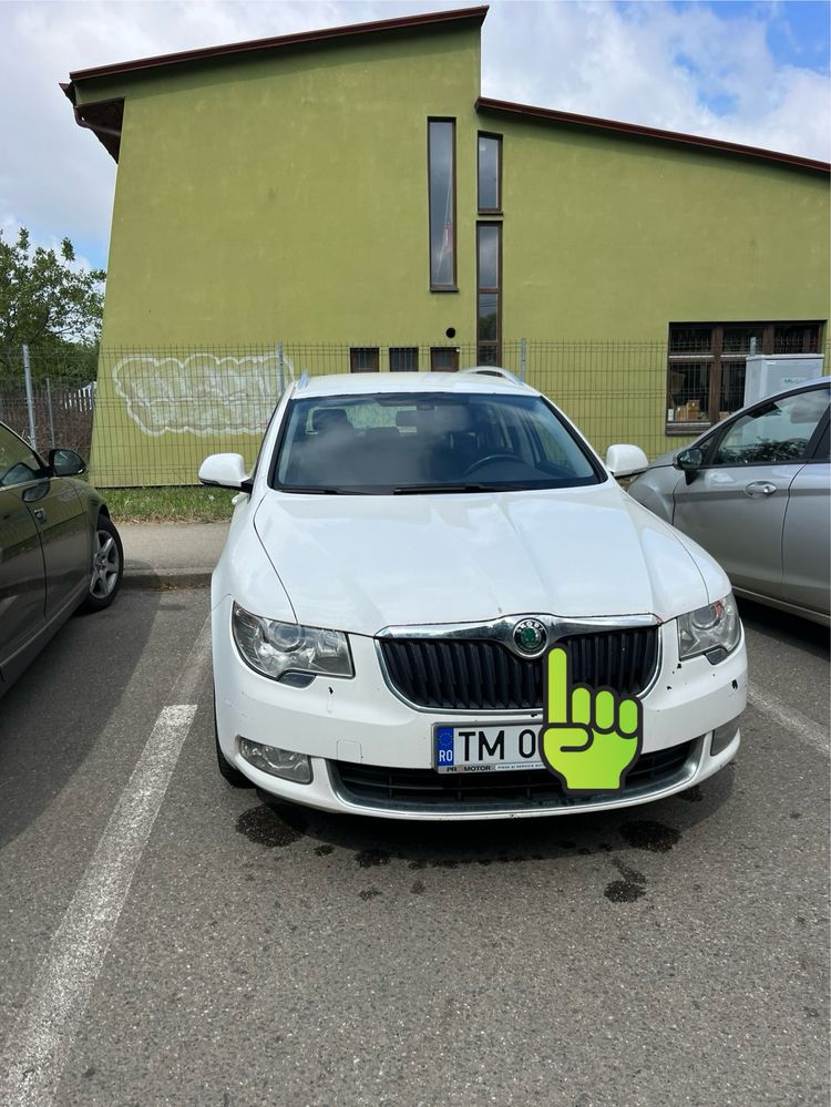 Skoda Superb 2012