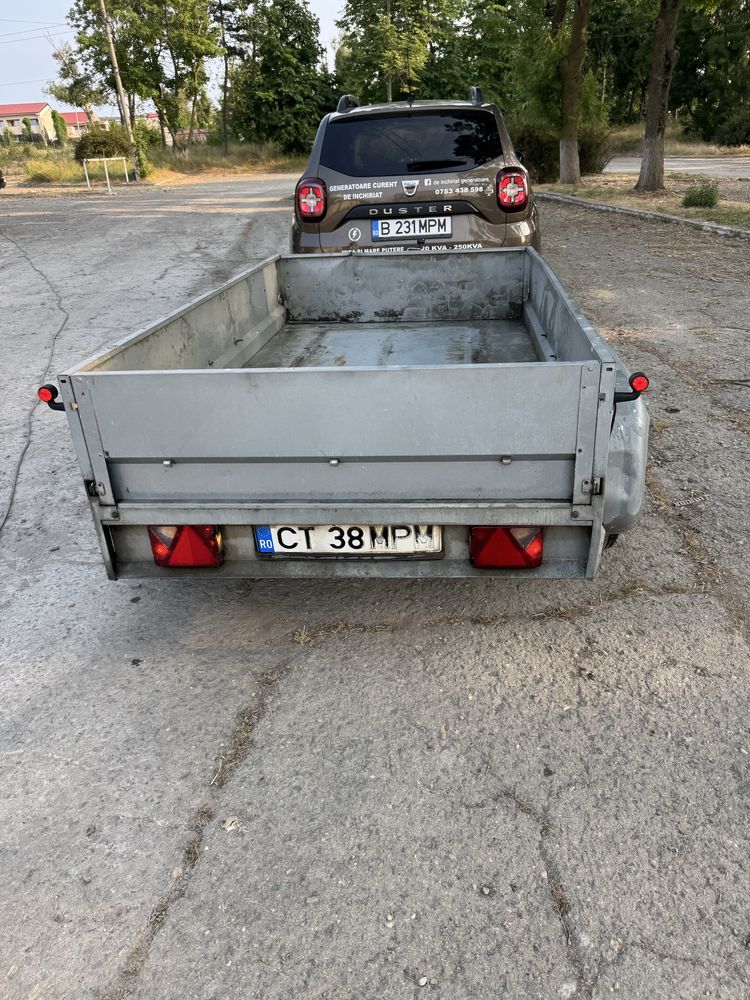 De vanzare remorca 750 kg 2 axe