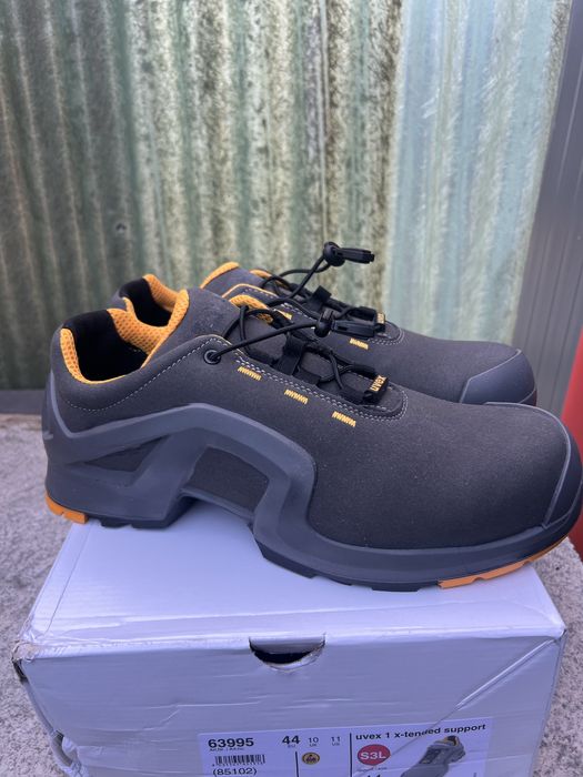 Vand pantofi protectie Uvex marimea 44