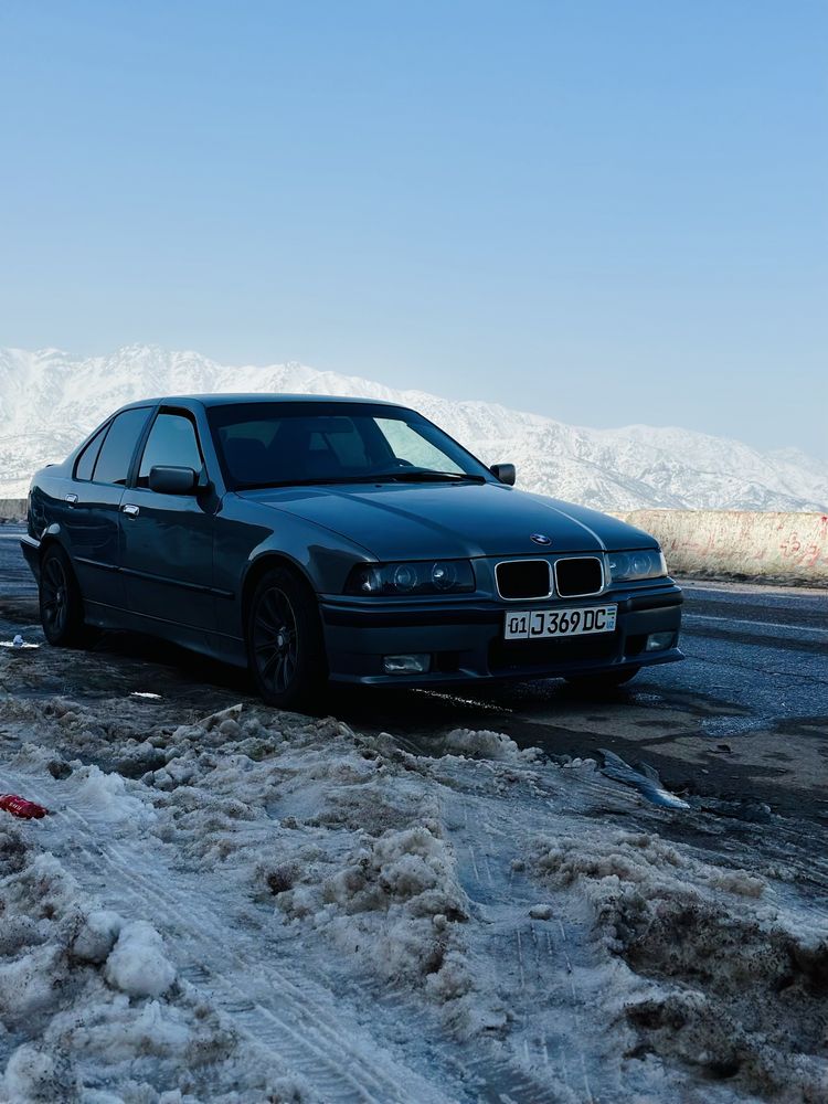 BMW (1991) 2 motor