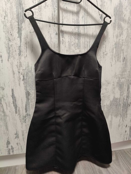 Малка черна рокля размер Xs/S