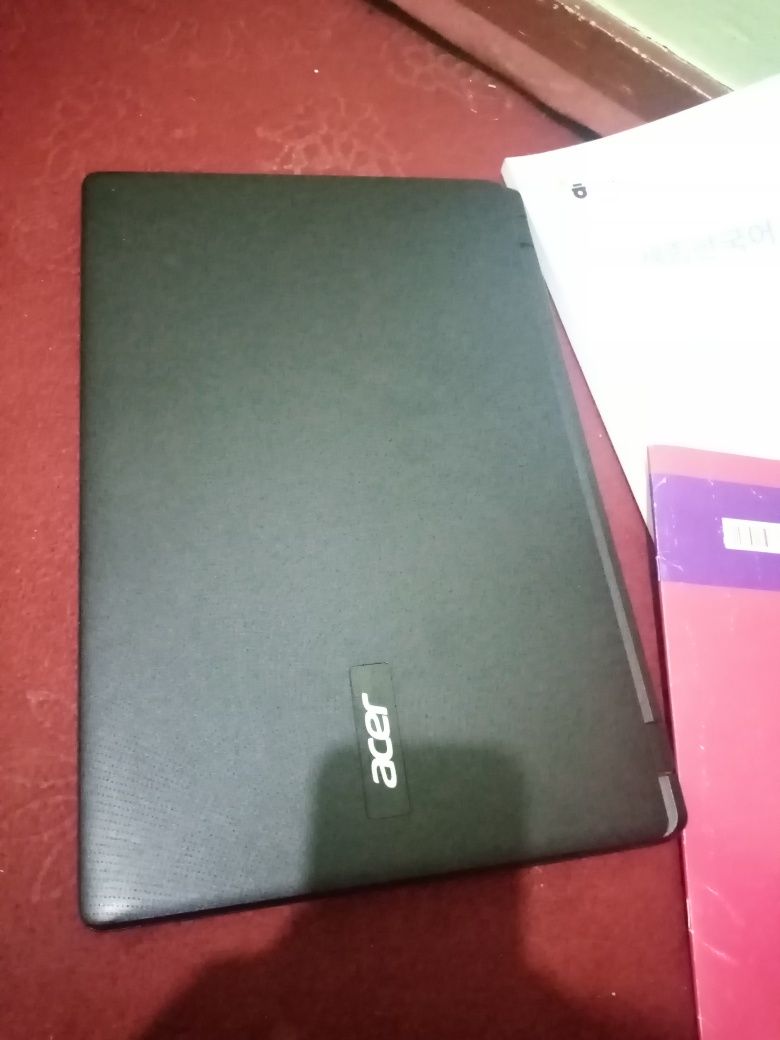 Acer notebook sotiladi