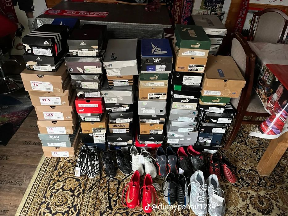 Ghete fotbal, adidasi sintetic !