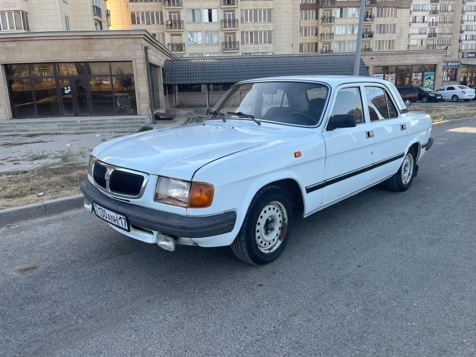 Машина Волга в хорошем состоянии