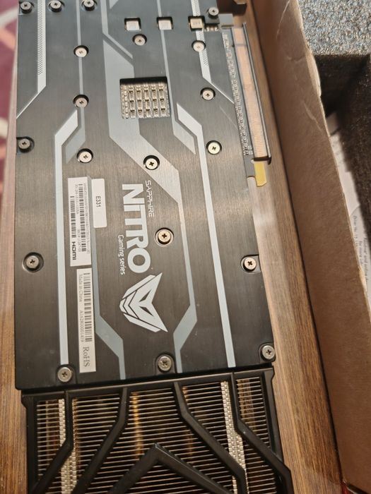 Видео карта Sapphire nitro R9 fury 4gb