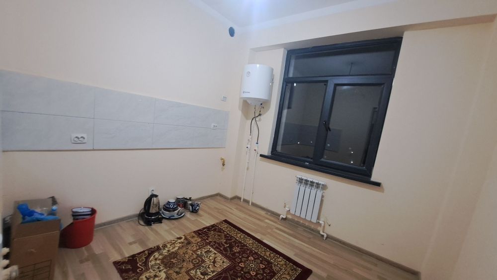 Чирчик шахар 
2-микрораён Навастройка
#3-хона 6-етаж 
 квартира ижа