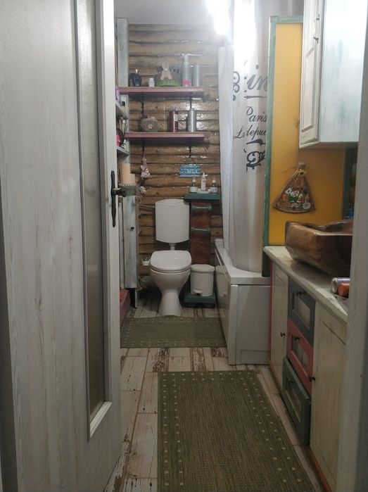 Proprietar vând apartament 2 camere și 2 balcoane+pod