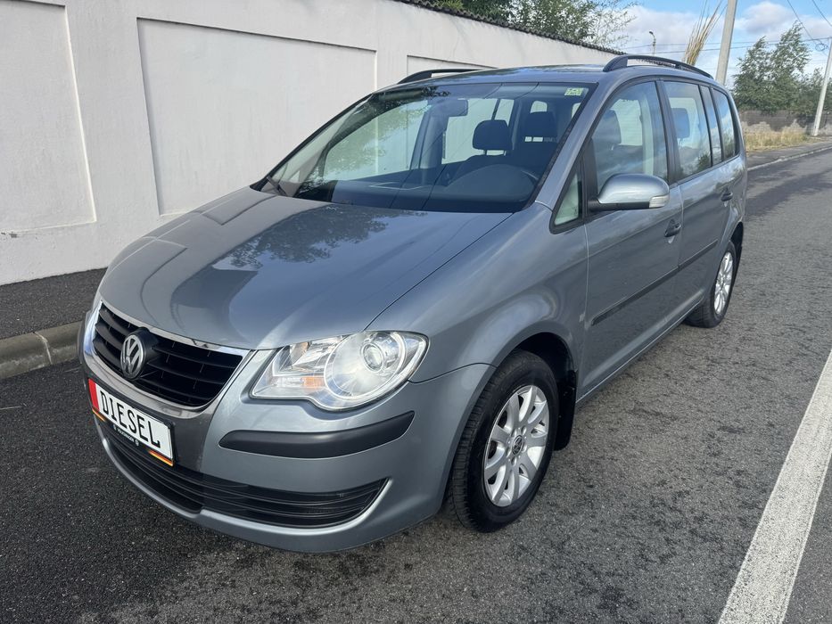 Vw Touran 1.9 Diesel *CUTIE AUTOMATA* 2009 / Climatronic