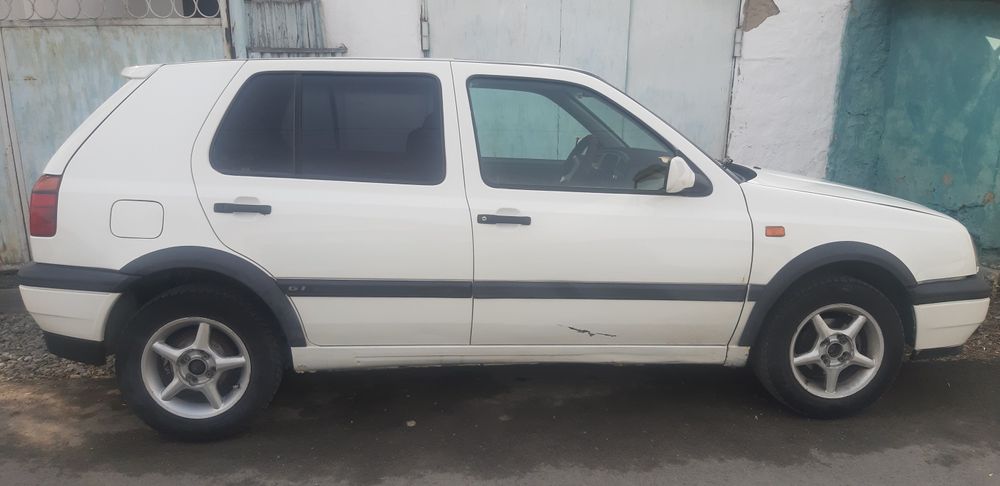 Продам гольф 3 автомат