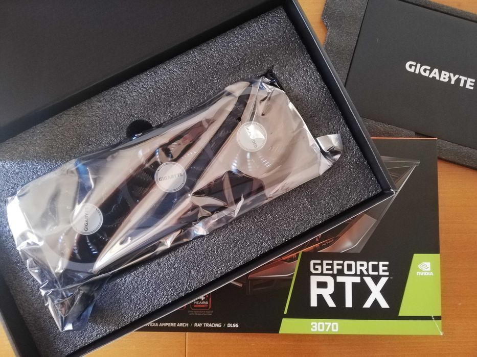 Видеокарта Gigabyte RTX 3070 Gaming OC 8 GB - Неразличима от нова