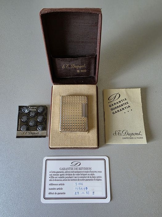 Bricheta S.T. Dupont de Paris Ligne 1 cutie si acte 1982