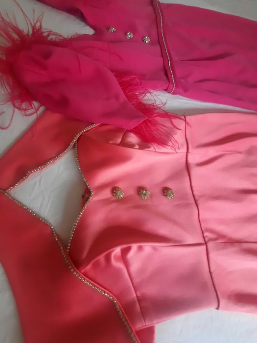 Rochie tip corset cu strasuri legata dupa gat